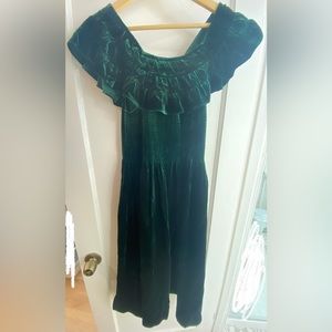 *HILL HOUSE HOME* Stunning green velvet Akilah Nap Dress *NWT*